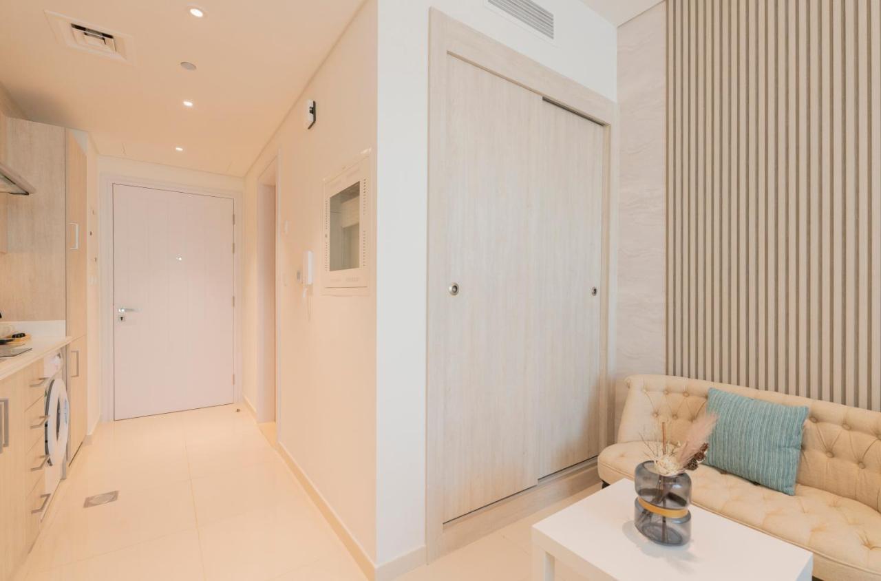Luxury Studio, Seven Palm Residence-Palm Jumeirah دبي المظهر الخارجي الصورة